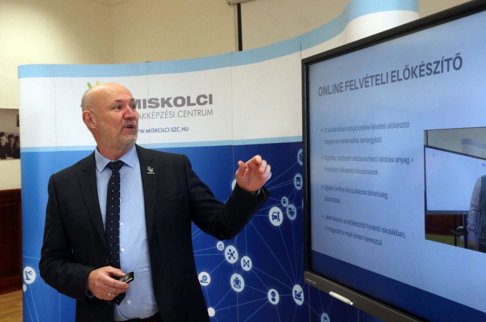 Rendhagyó pályaorientációs programmal készül a Miskolci Szakképzési Centrum - Kiss Gábor kancellár